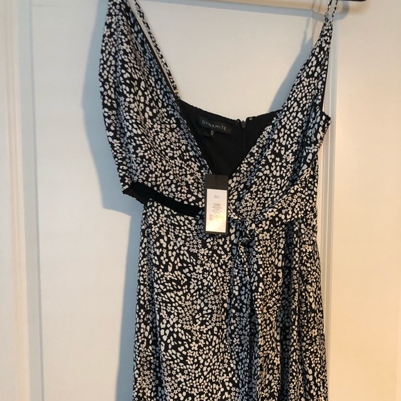 BNWT Dynamite Romper - Picture 2 of 3